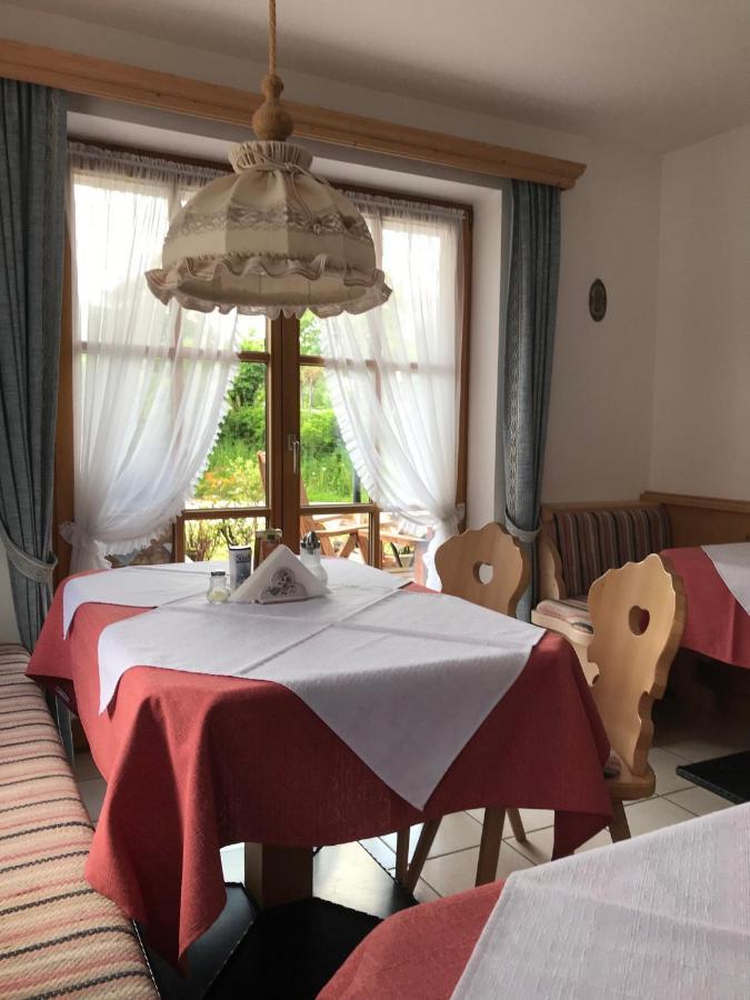 Gaestehaus Schwarzlofer Reit im Winkl Bagian luar foto